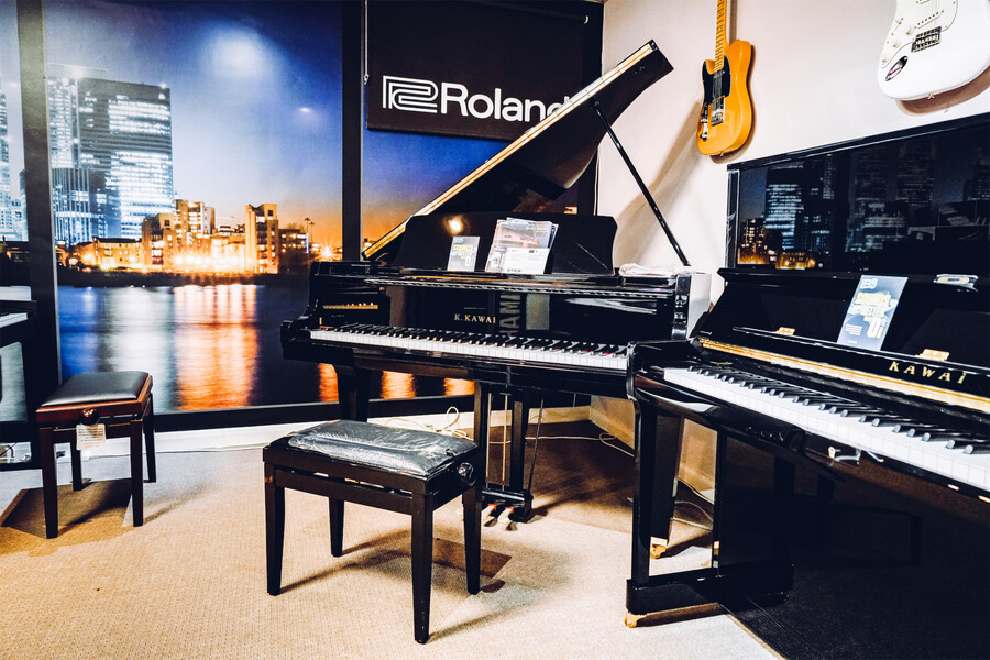 Acoustic Pianos Category